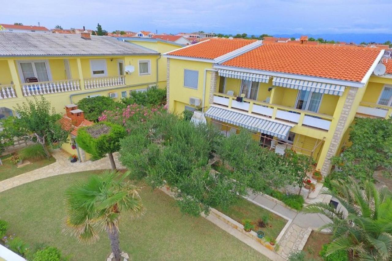 Apartment House Inga Вир Экстерьер фото