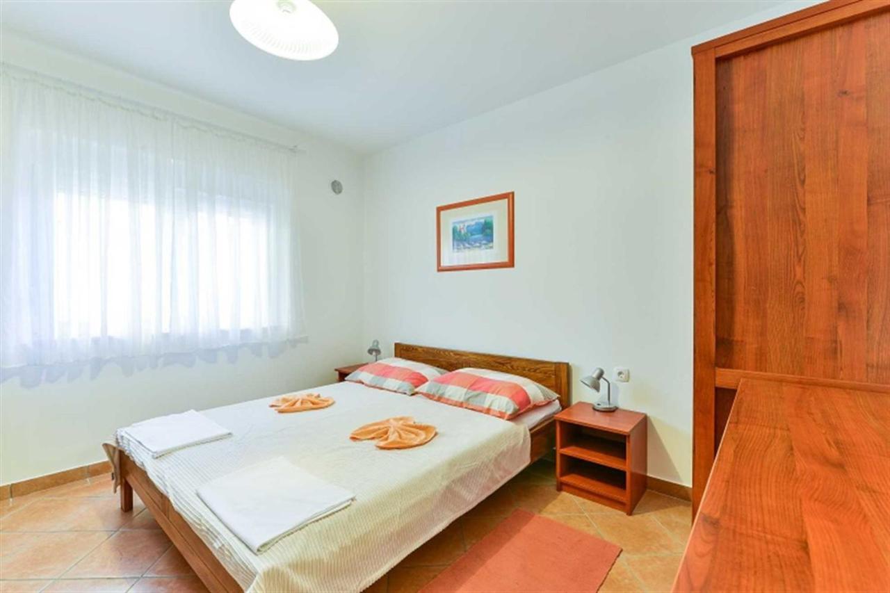 Apartment House Inga Вир Экстерьер фото