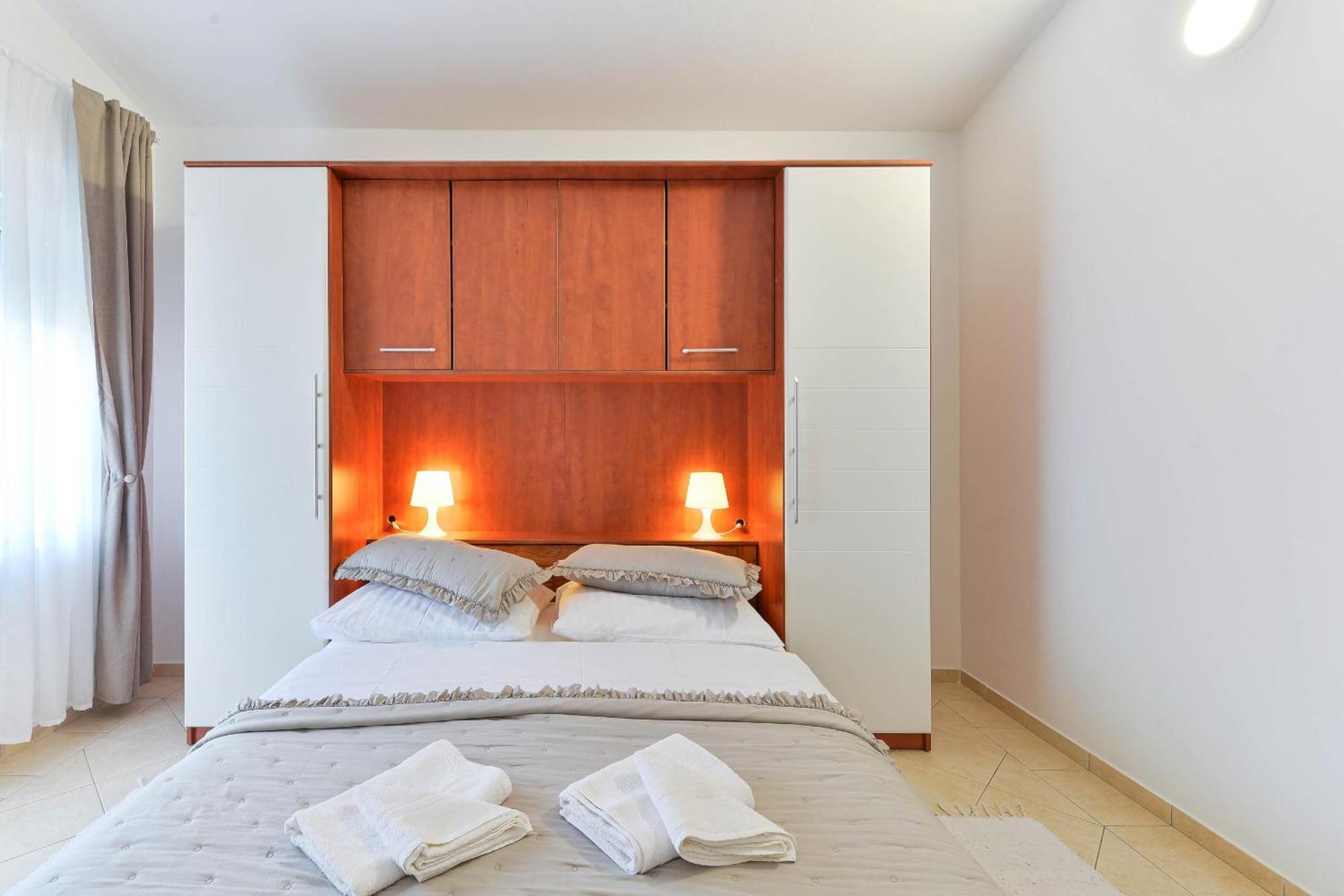 Apartment House Inga Вир Экстерьер фото